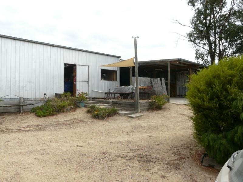 30 Nicholson Creek Road, Wiseleigh VIC 3885