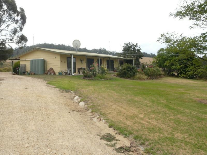 30 Nicholson Creek Road, Wiseleigh VIC 3885