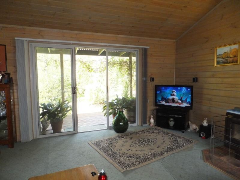 16 Miners Way, Swifts Creek VIC 3896