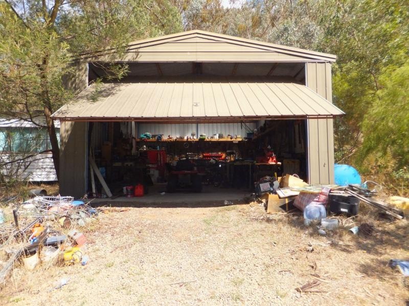 16 Miners Way, Swifts Creek VIC 3896