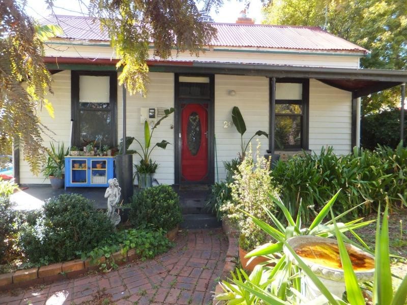 29 McEacharn Street, Bairnsdale VIC 3875