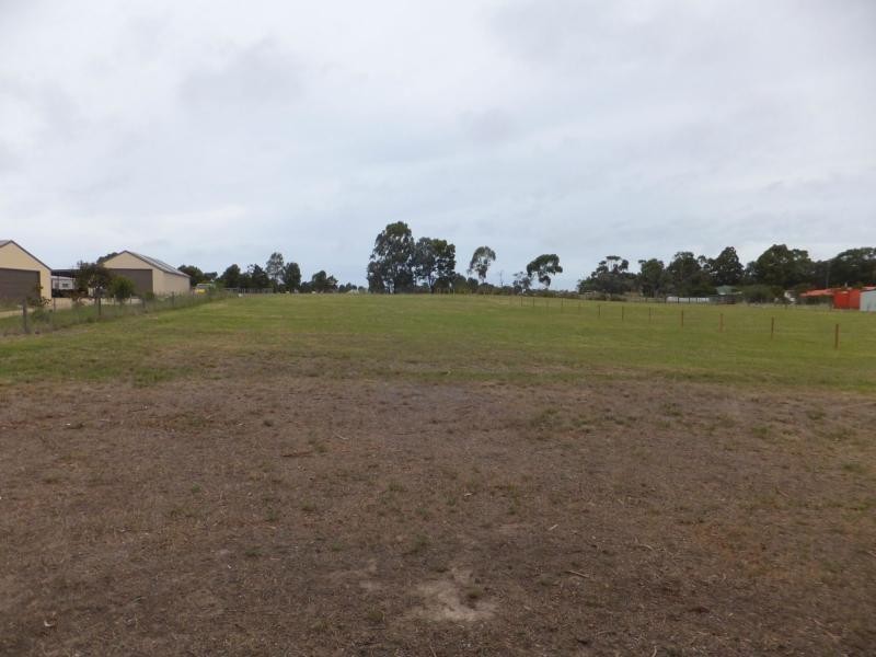 L2/61 Forge Creek Road, Eagle Point VIC 3878