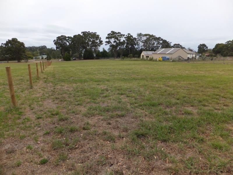 L2/61 Forge Creek Road, Eagle Point VIC 3878