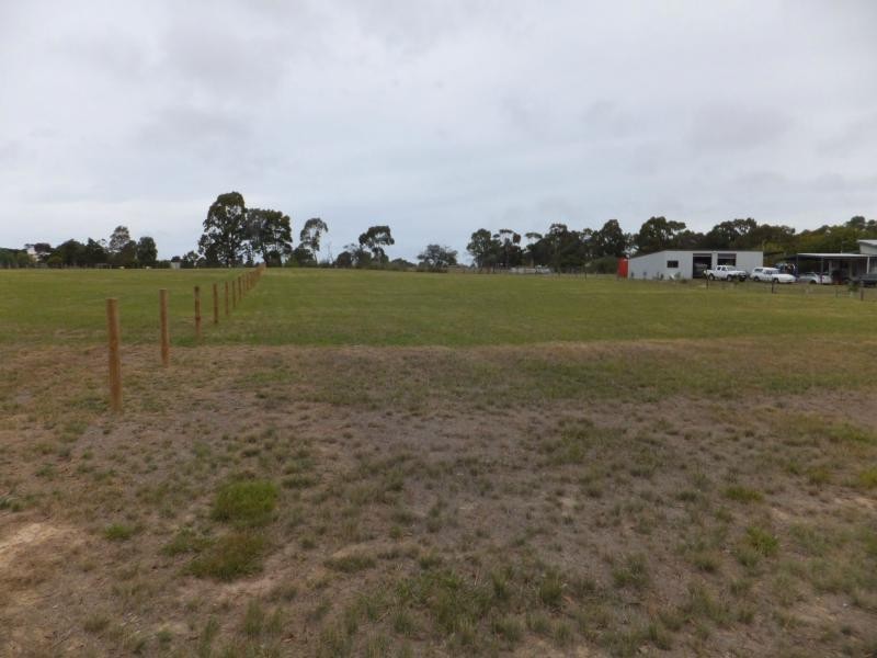 L1/61 Forge Creek Road, Eagle Point VIC 3878