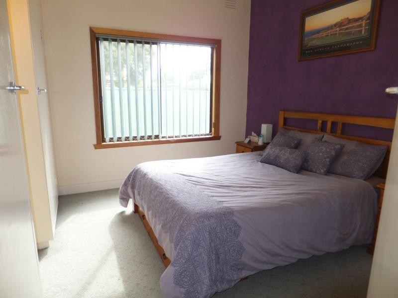 11 McKean Street, Bairnsdale VIC 3875
