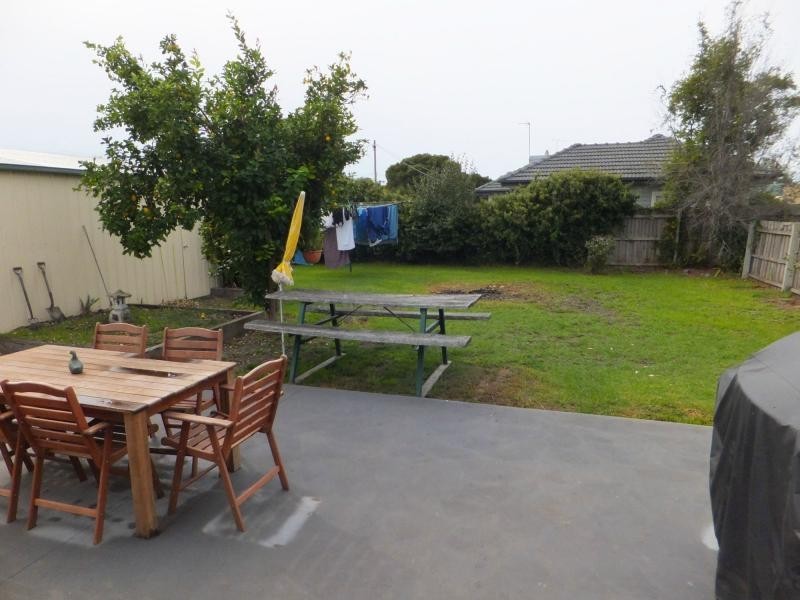 11 McKean Street, Bairnsdale VIC 3875