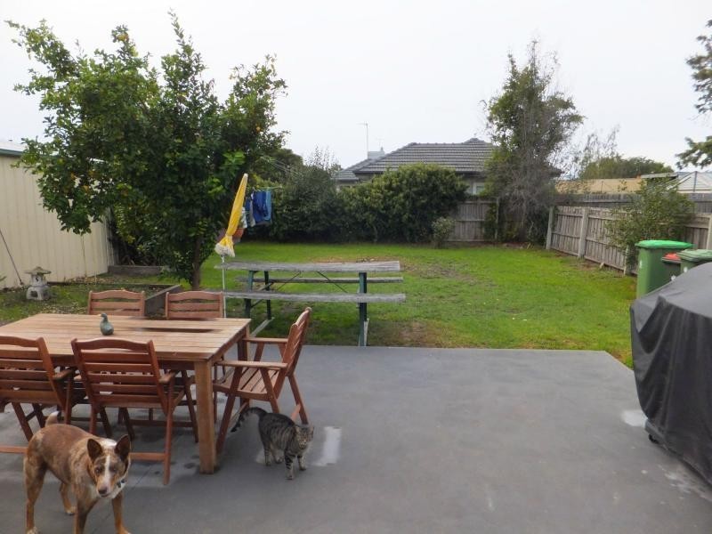 11 McKean Street, Bairnsdale VIC 3875