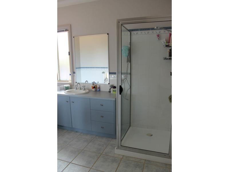 3 Tairua Place, Bairnsdale VIC 3875