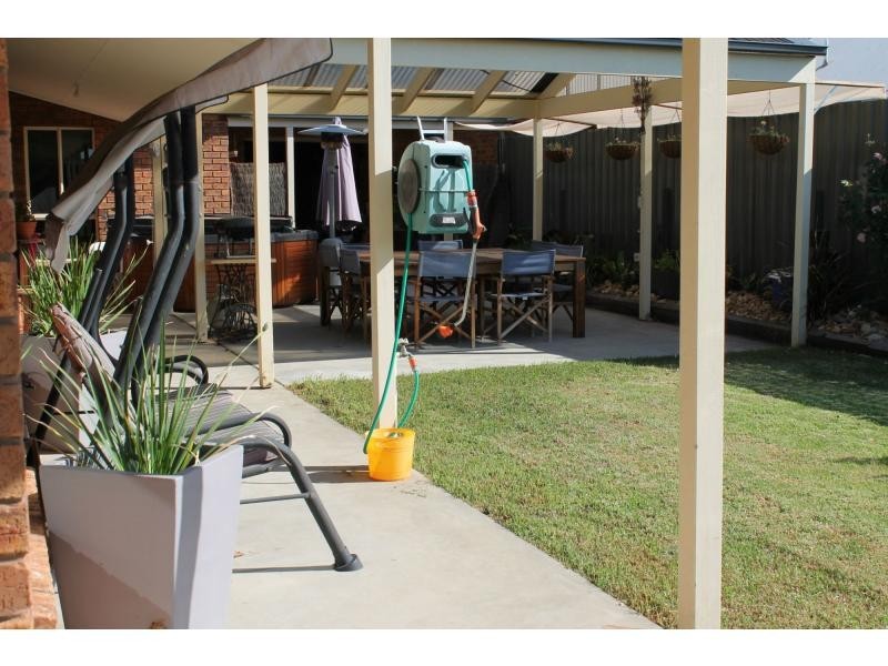 3 Tairua Place, Bairnsdale VIC 3875