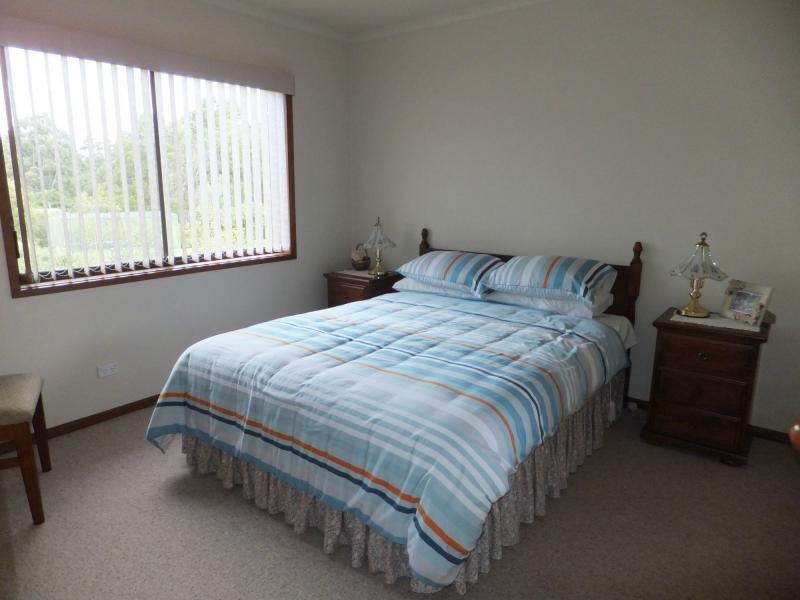 56 Point Road, Kalimna VIC 3909