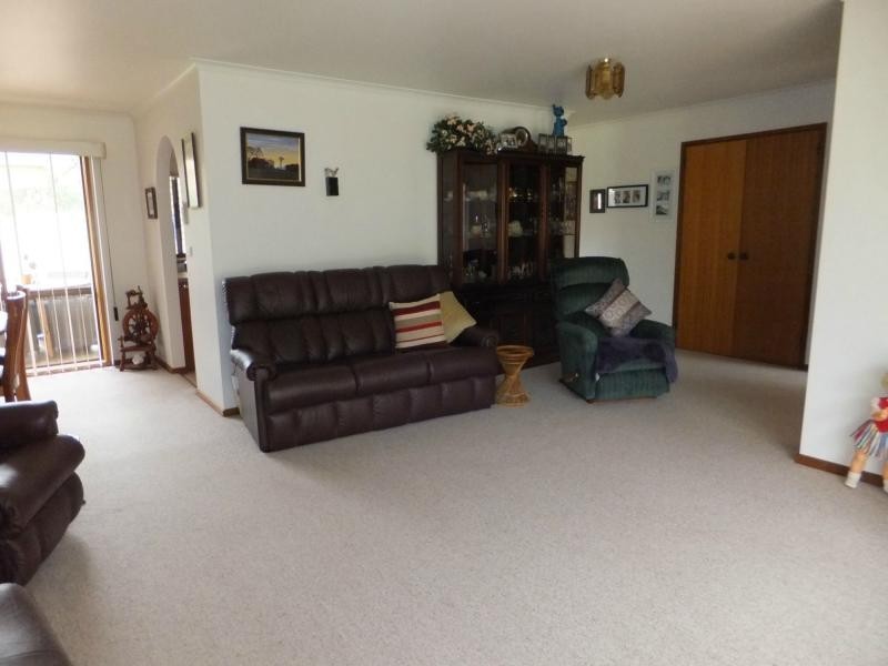 56 Point Road, Kalimna VIC 3909