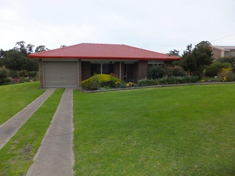 56 Point Road, Kalimna VIC 3909