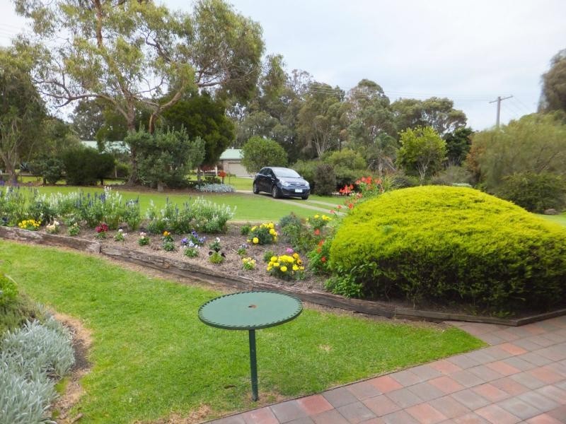 56 Point Road, Kalimna VIC 3909