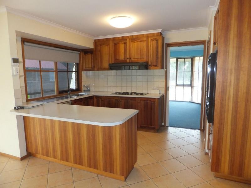 1 Morekana Crescent, Bairnsdale VIC 3875