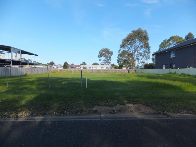 18 Colony Club Drive, Newlands Arm VIC 3875