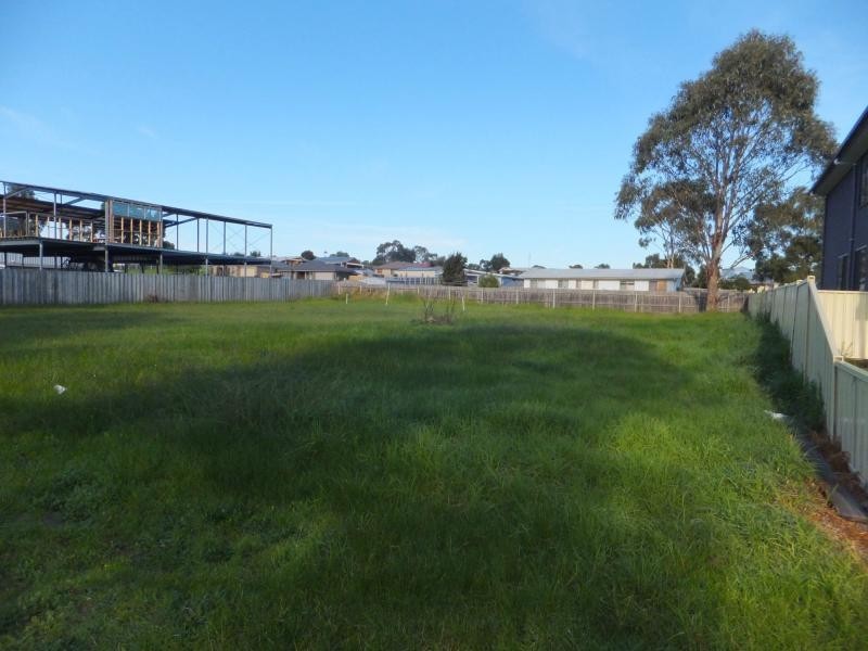 18 Colony Club Drive, Newlands Arm VIC 3875
