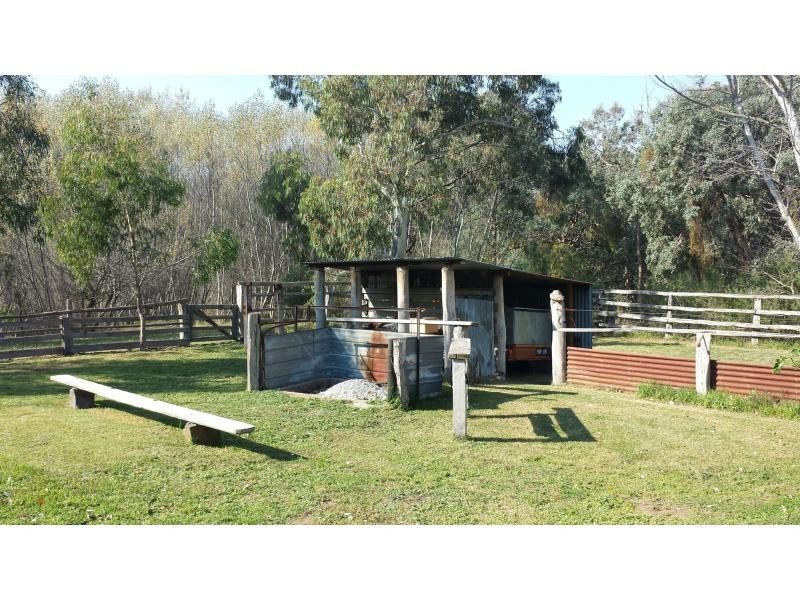 1021 Bindi Road, Swifts Creek VIC 3896