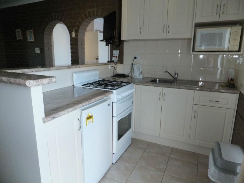 89 Lake Bunga Beach Road, Lakes Entrance VIC 3909