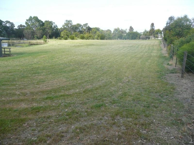 107 Forge Creek Road, Eagle Point VIC 3878