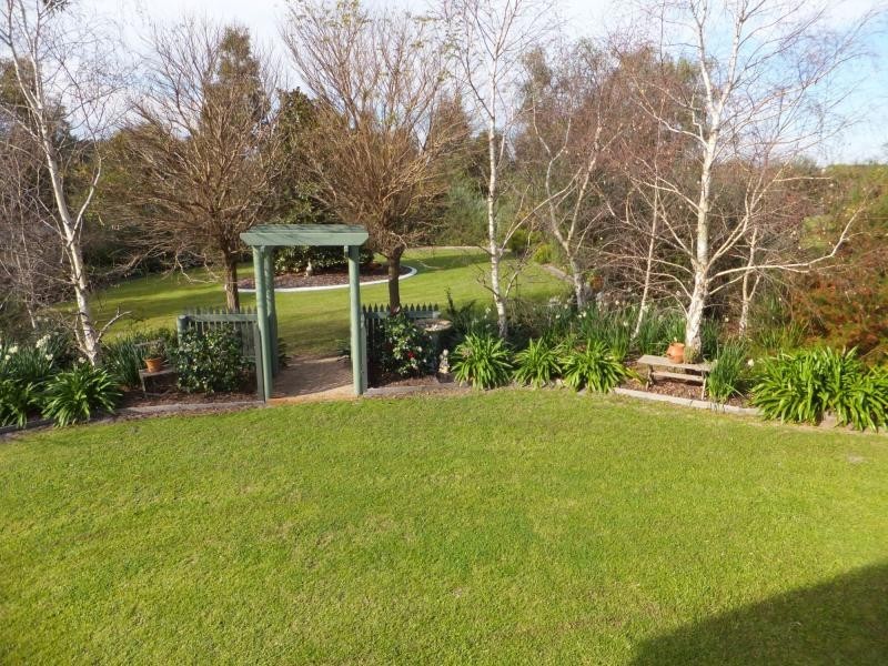 315 Lake Victoria Road, Newlands Arm VIC 3875