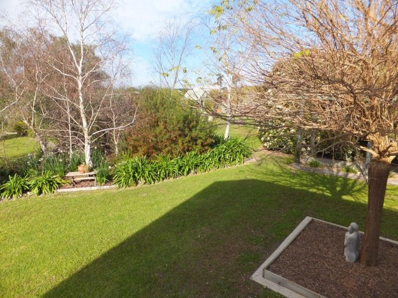 315 Lake Victoria Road, Newlands Arm VIC 3875