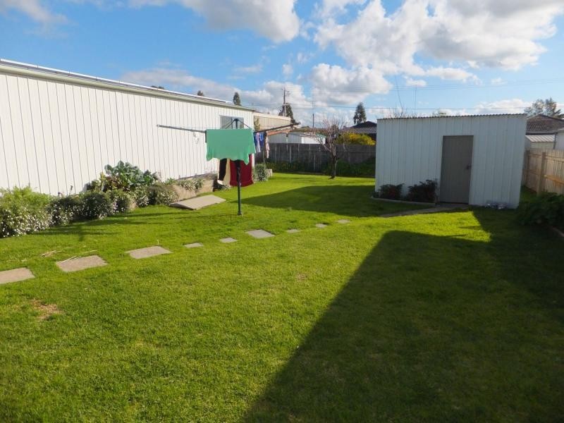 14 Combay Street, Bairnsdale VIC 3875