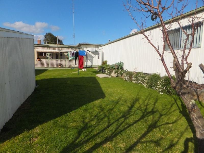 14 Combay Street, Bairnsdale VIC 3875