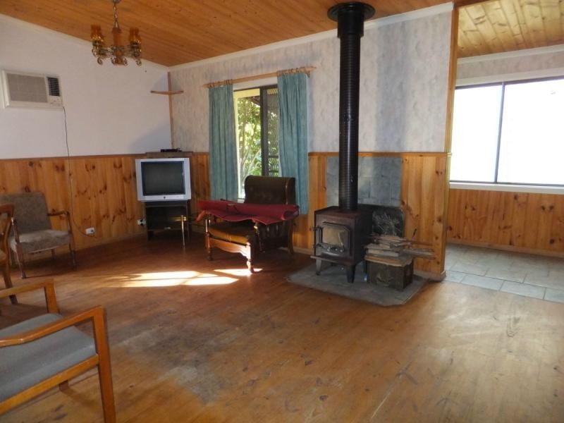 209 Great Alpine Road, Bruthen VIC 3885