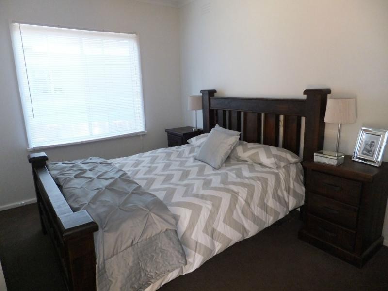 6 Laughtons Road, Lakes Entrance VIC 3909