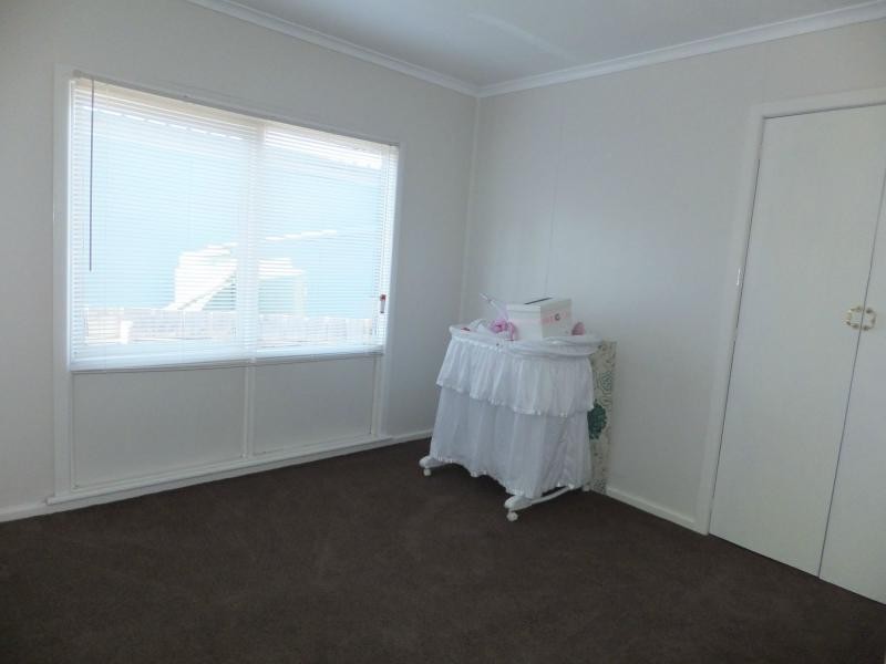 6 Laughtons Road, Lakes Entrance VIC 3909