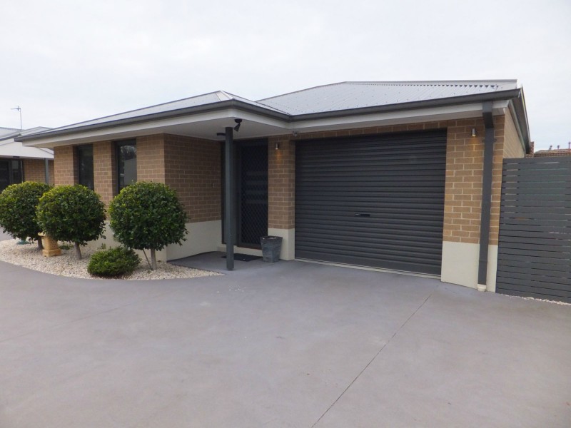 2/14 Francis Street, Bairnsdale VIC 3875