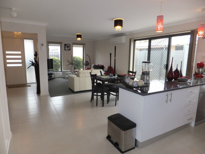 2/14 Francis Street, Bairnsdale VIC 3875