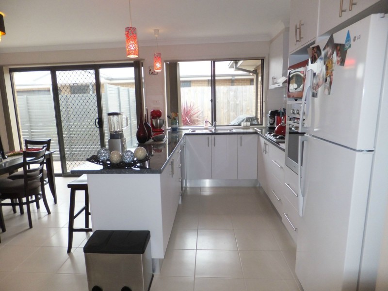 2/14 Francis Street, Bairnsdale VIC 3875