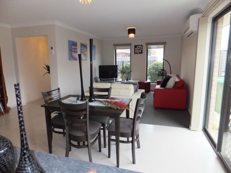 2/14 Francis Street, Bairnsdale VIC 3875