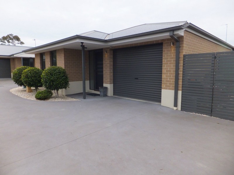 2/14 Francis Street, Bairnsdale VIC 3875