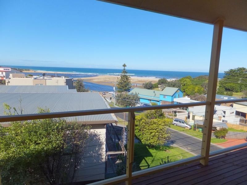 19 Cross Street, Lake Tyers Beach VIC 3909
