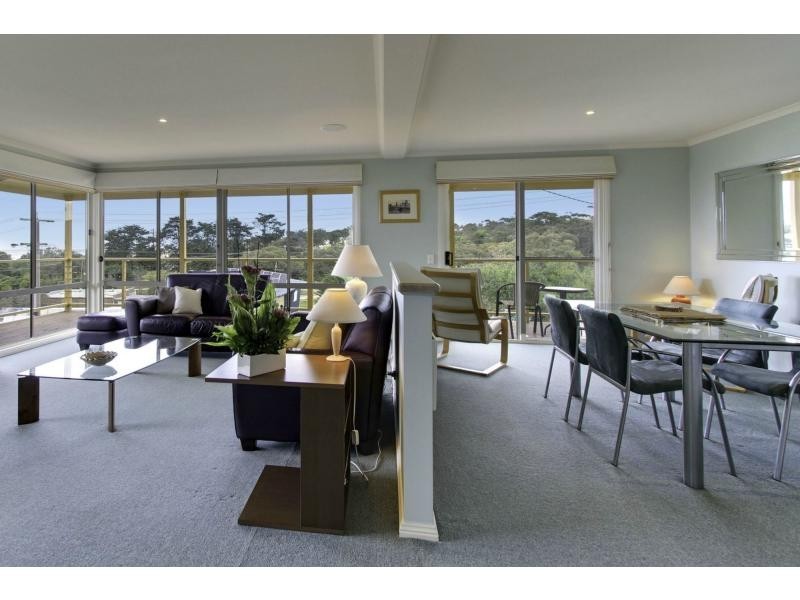 19 Cross Street, Lake Tyers Beach VIC 3909