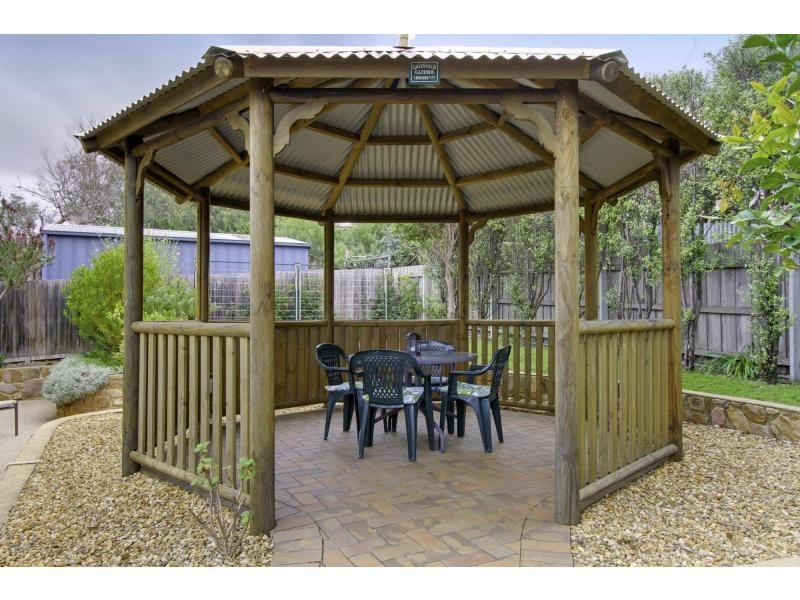 19 Cross Street, Lake Tyers Beach VIC 3909