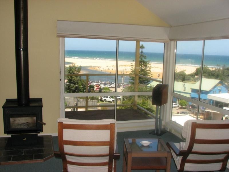 19 Cross Street, Lake Tyers Beach VIC 3909
