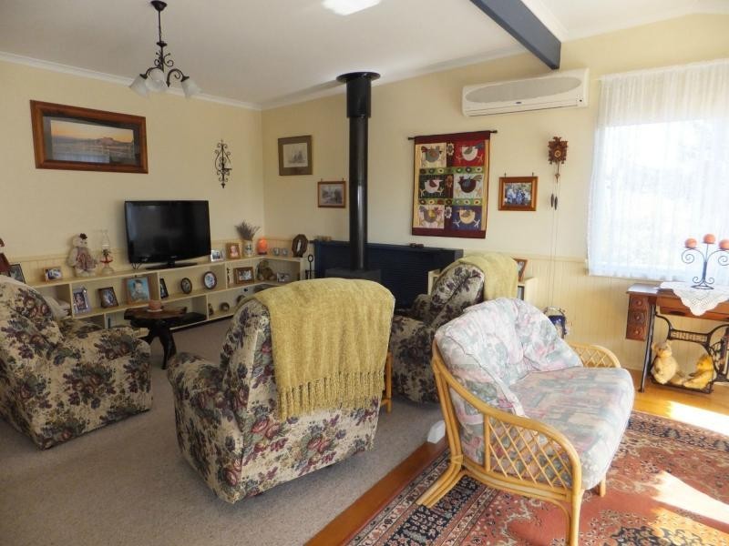 103 Bay Road, Eagle Point VIC 3878