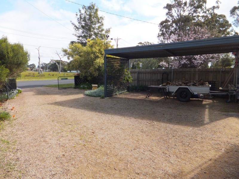 103 Bay Road, Eagle Point VIC 3878