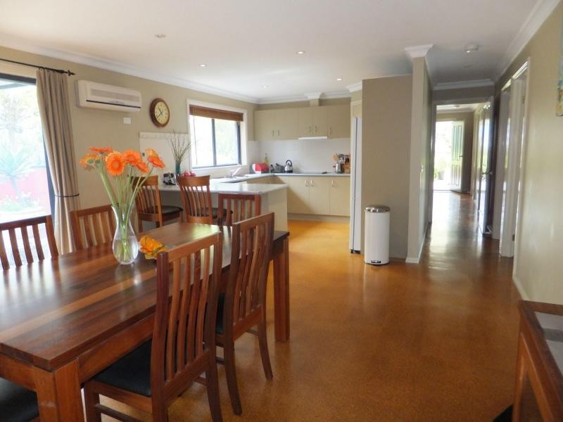 7 Suding Close, Bairnsdale VIC 3875