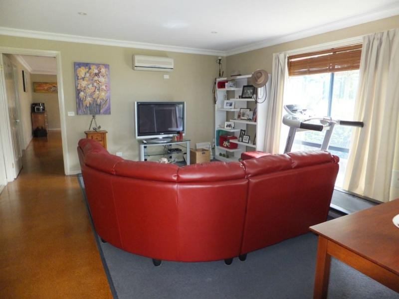 7 Suding Close, Bairnsdale VIC 3875