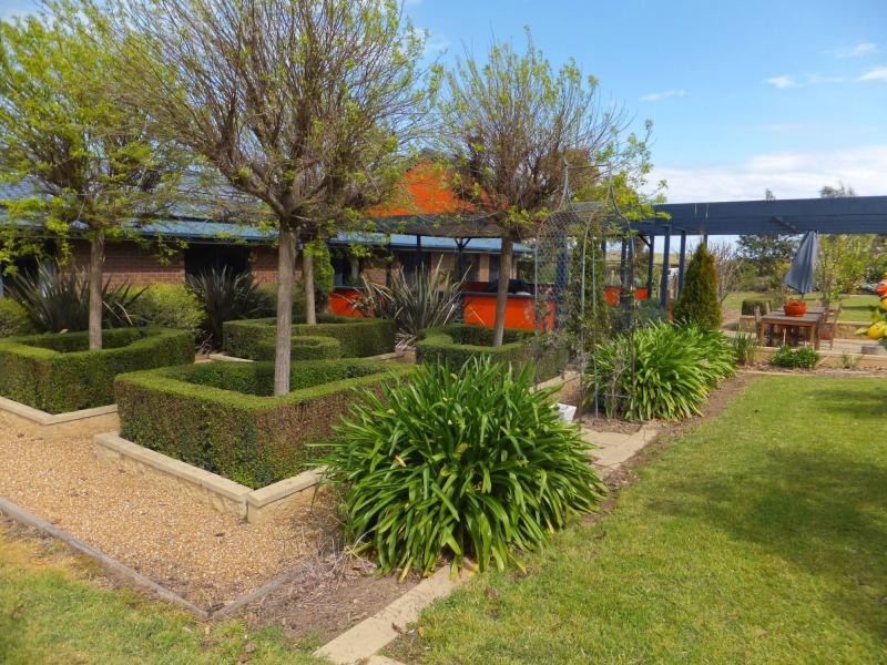 7 Suding Close, Bairnsdale VIC 3875