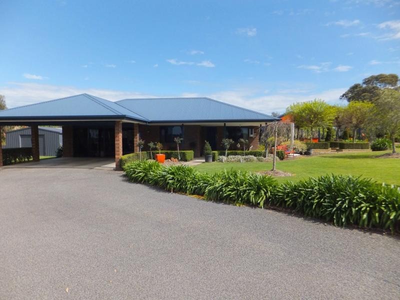 7 Suding Close, Bairnsdale VIC 3875