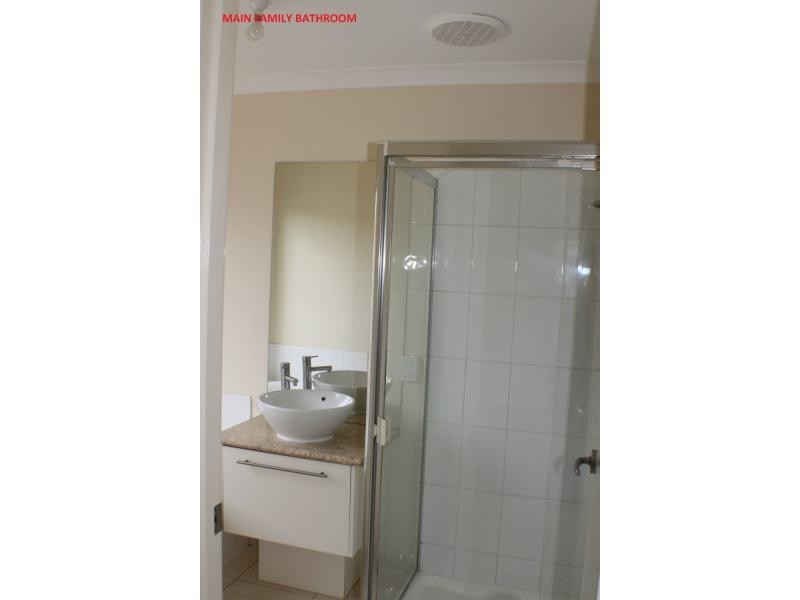 21 The Grange, Paynesville VIC 3880