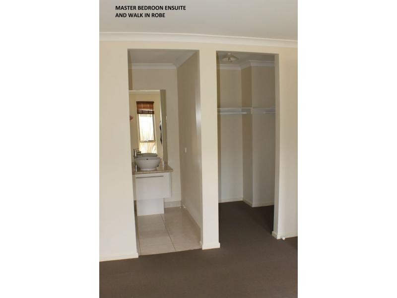 21 The Grange, Paynesville VIC 3880