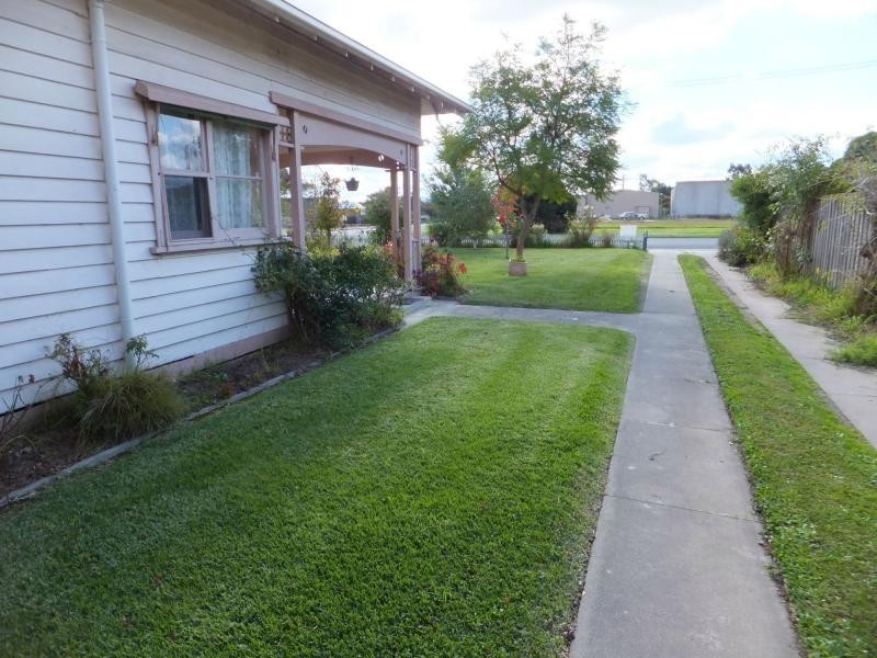 105 Dalmahoy Street, Bairnsdale VIC 3875