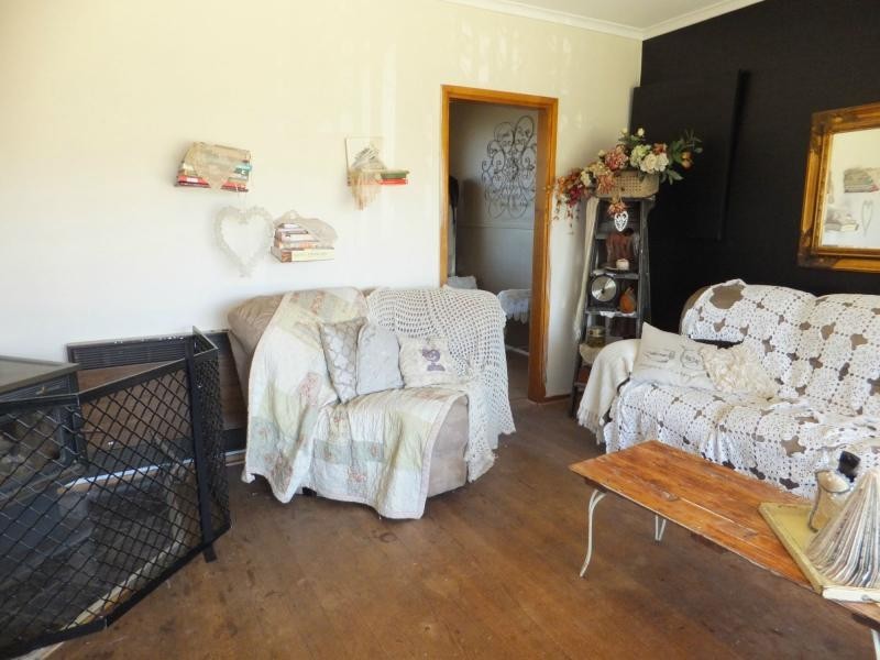 17 Davies Street, Bairnsdale VIC 3875