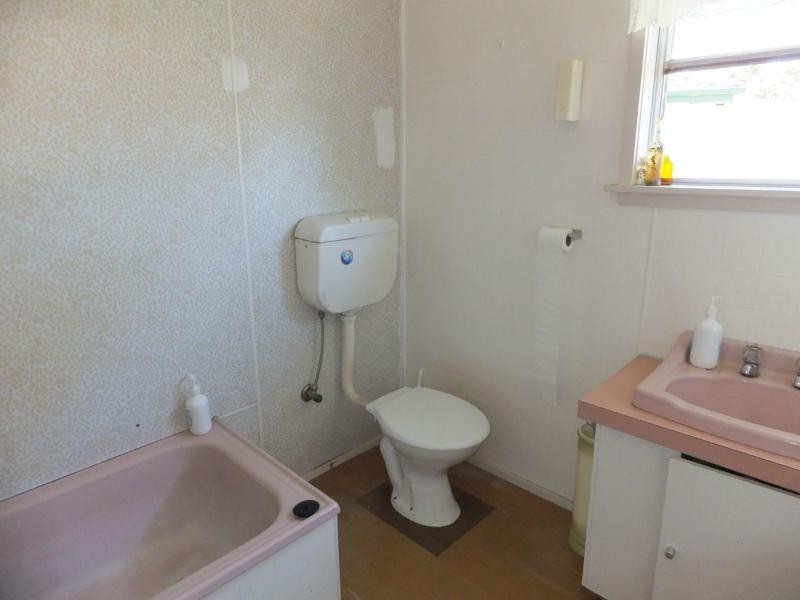 17 Davies Street, Bairnsdale VIC 3875